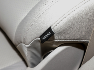 2021V 260 F п؅^(q)