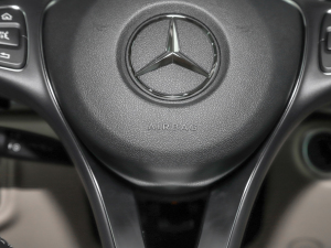 2021V 260 F п؅^(q)