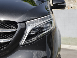 2021V 260 I(lng) (x)(ji)^