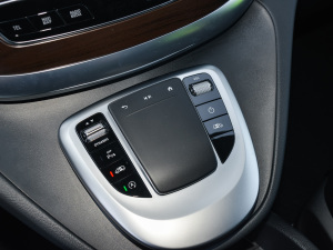 2021V 260 I п؅^(q)