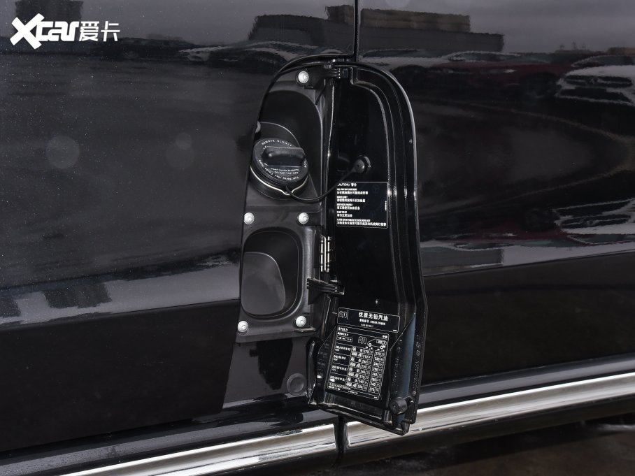 2022YV V 260 L LSA