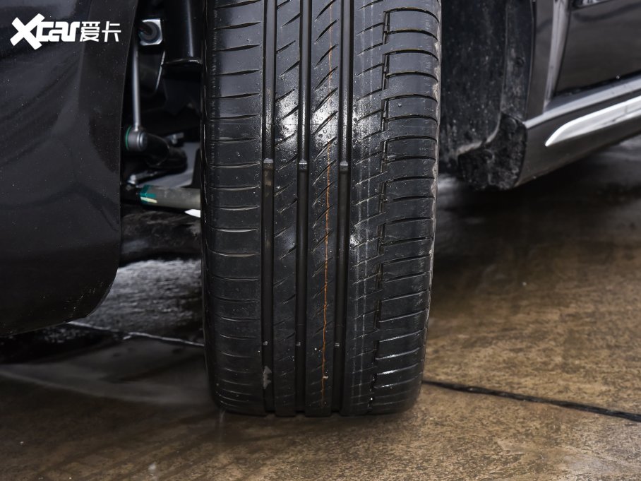 2022YV V 260 L LSA