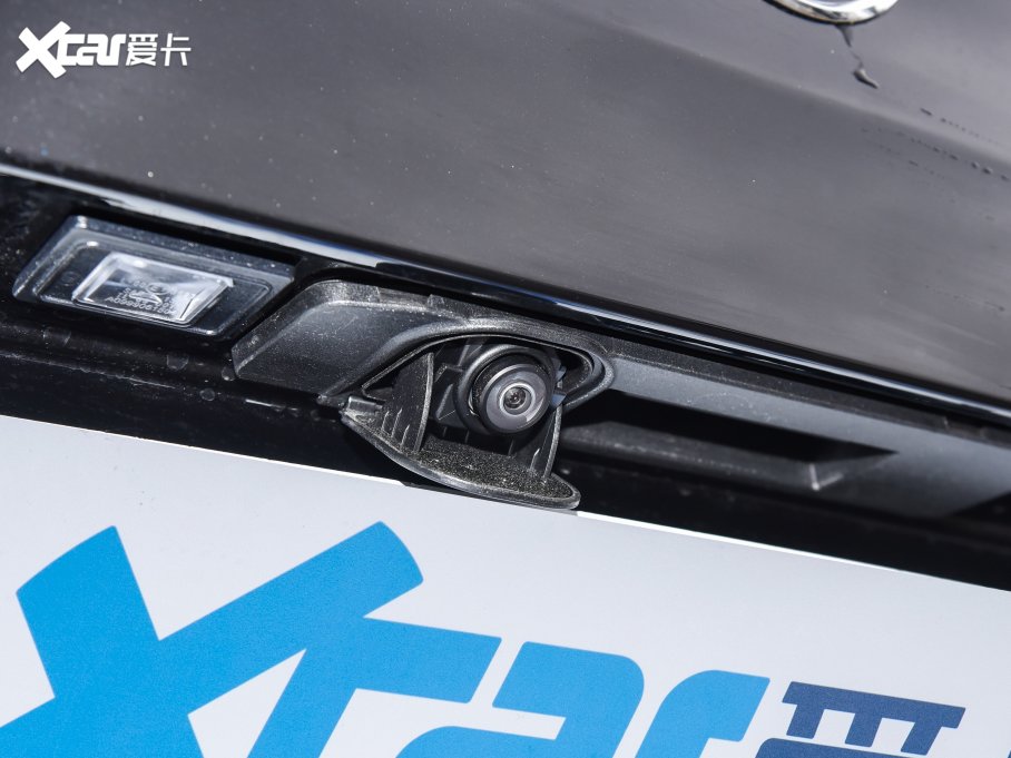 2022YV V 260 L LSA