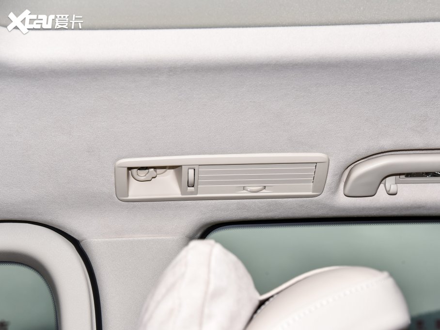 2022YV V 260 L LSA