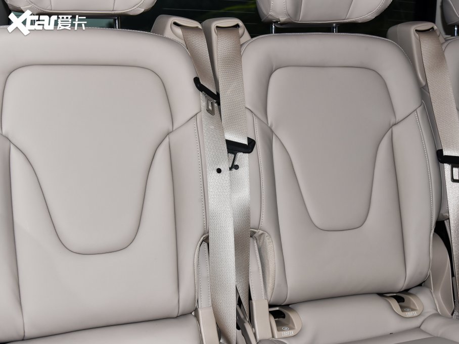 2022YV V 260 L LSA