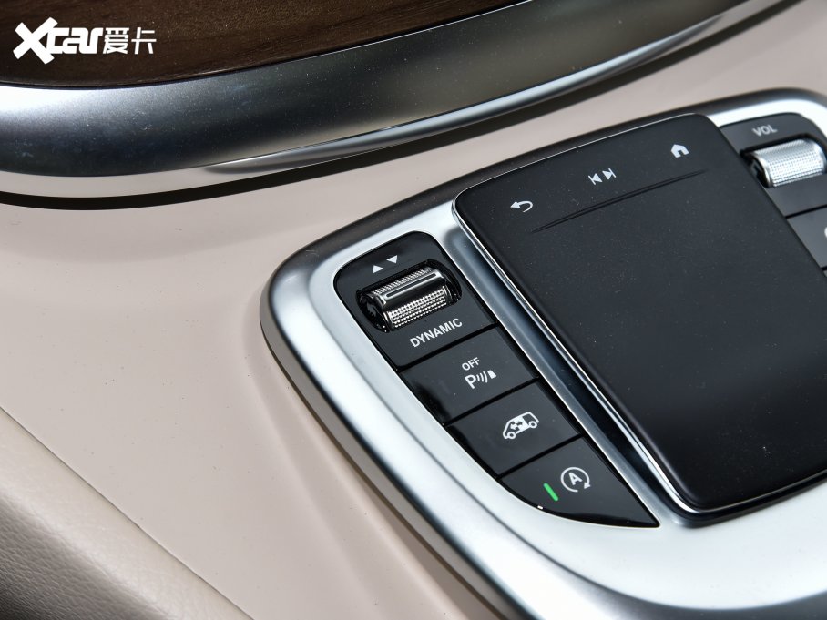 2022YV V 260 L LSA