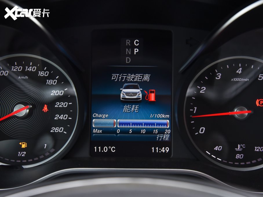 2022��YV�� V 260 L �L�S����A��