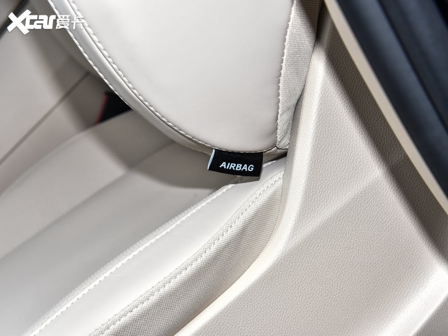 2022YV V 260 L LSA