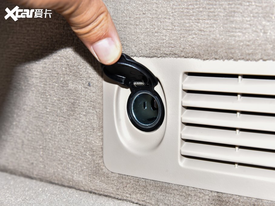 2022YV V 260 L LSA