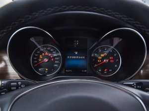 2022款奔驰V级 V 260 L 长轴距豪华版