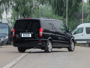 福建奔馳2013款唯雅諾