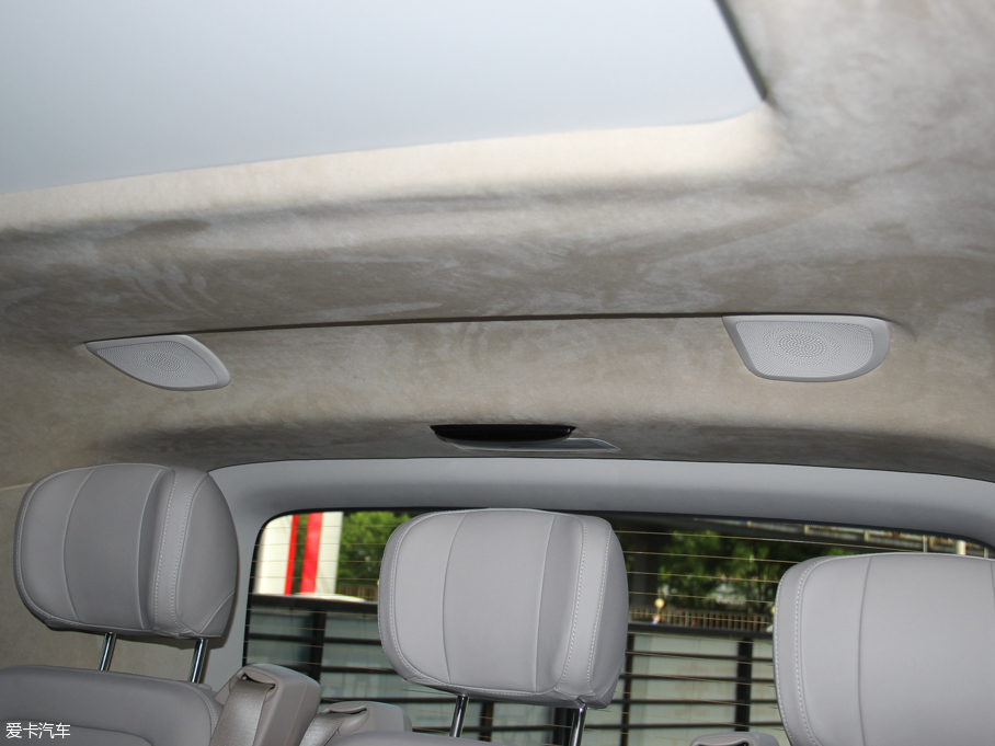 2016YV(j) V 260 F