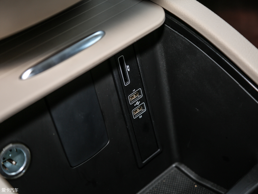 2016YV V 260 I(lng)