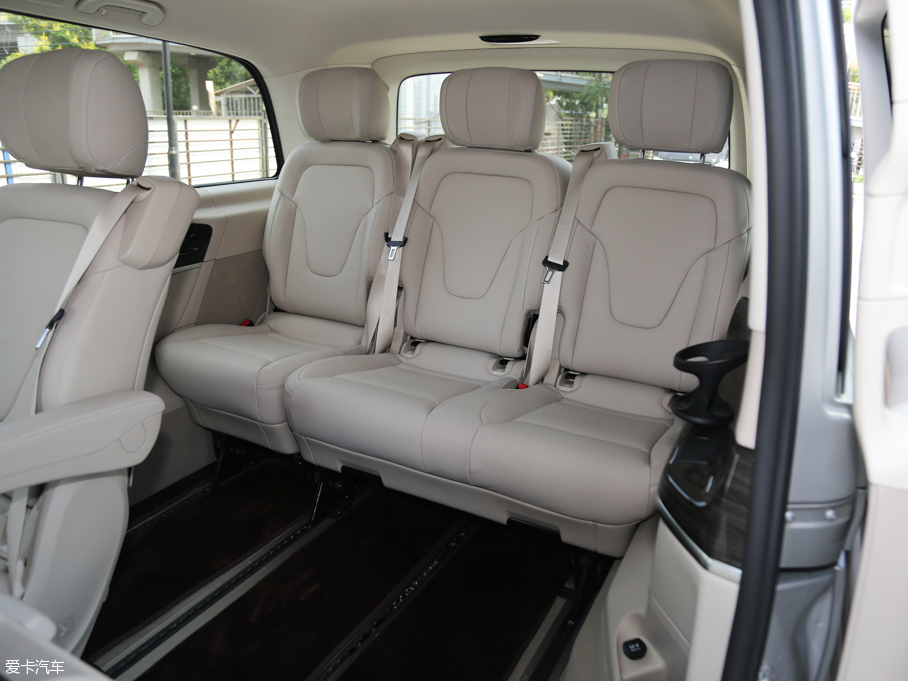 2016YV V 260 I(lng)