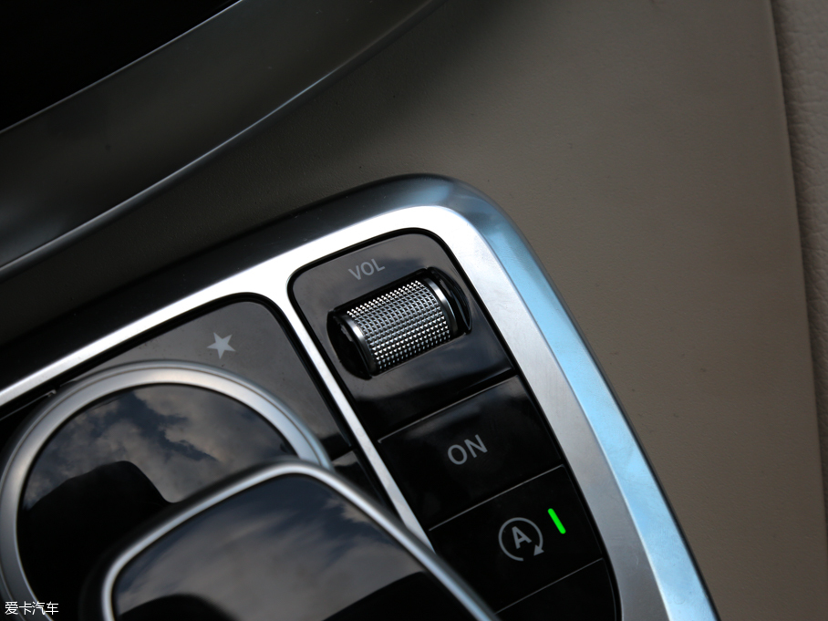 2016YV(j) V 260 I(lng)