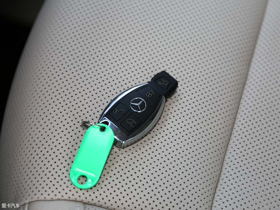 2016YV(j) V 260 I(lng)