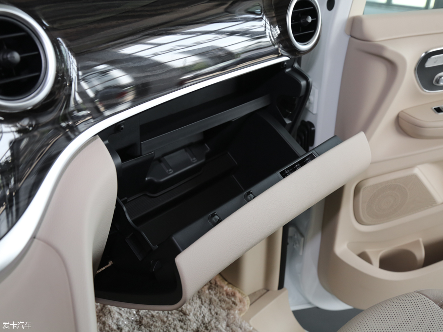 2016YV V 260 I(lng)