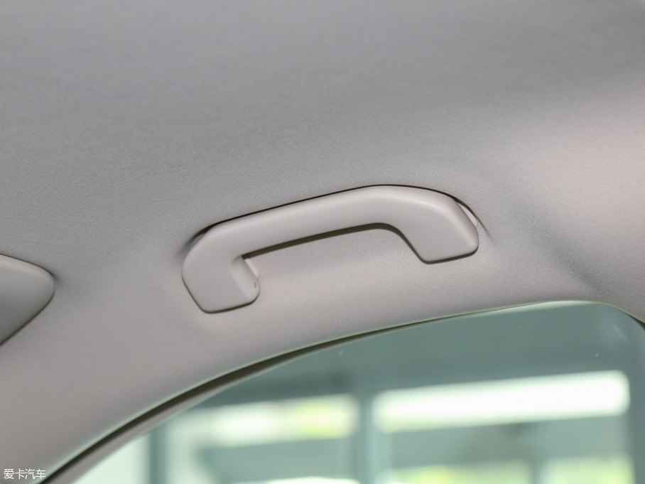 2016YV(j) V 260 I(lng)