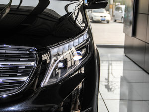 2016款V 260L 尊贵加长版 大灯