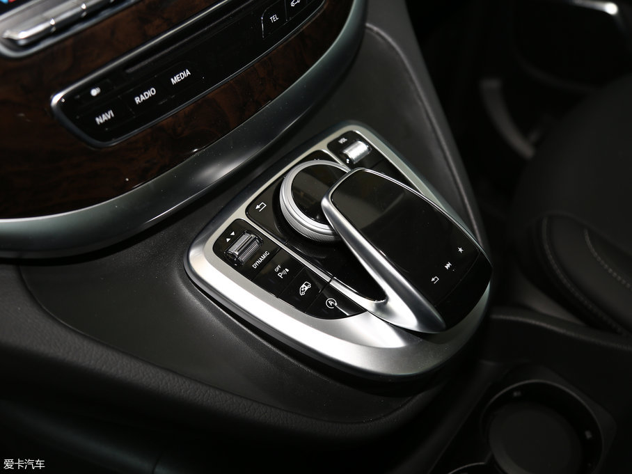 2017YV(j) V 260 F