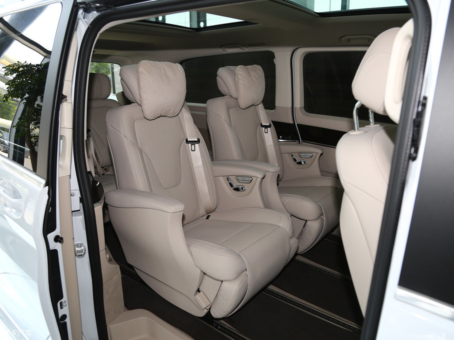 2017YV V 260 L FL