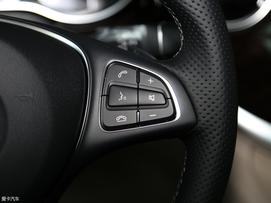 2017YV V 260 L FL