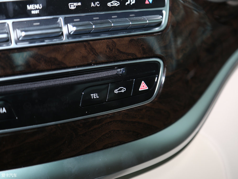 2017YV V 260 L FL