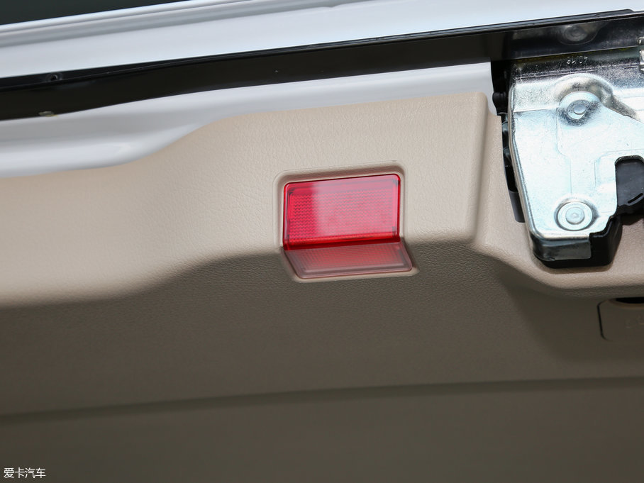 2017YV V 260 L FL