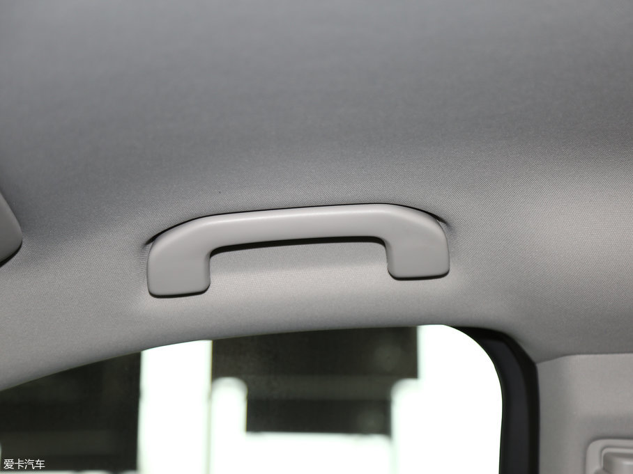 2017YV(j) V 260L ذ