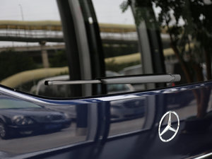 2017V 260L ذ (x)(ji)^