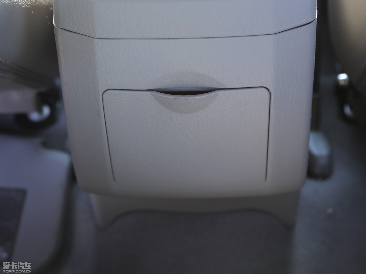 2010ؔ\300 2.2L ͺAͶ؛