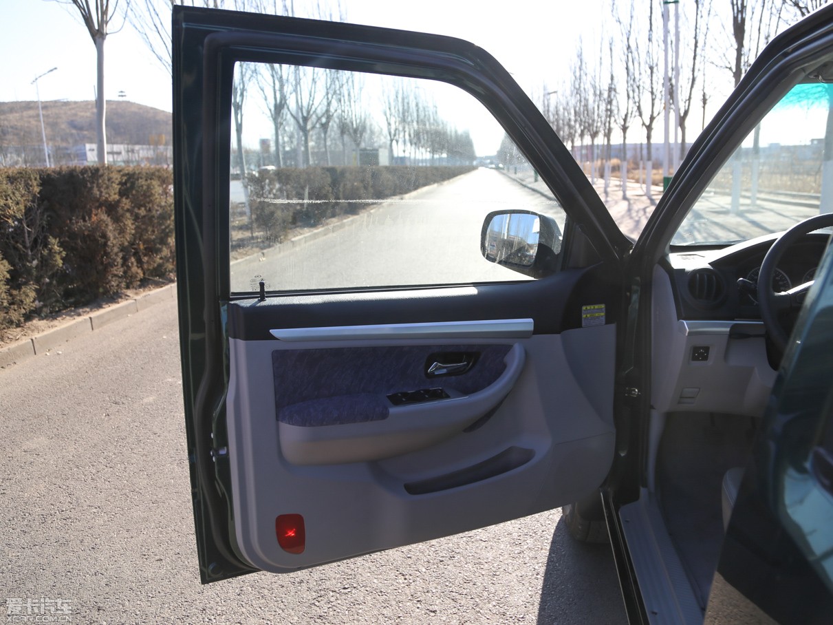 2010ؔ\300 2.2L ͺAͶ؛