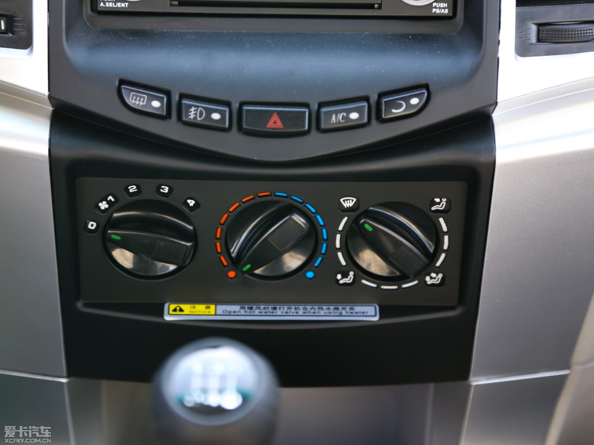 2010��ؔ(c��i)�\(y��n)300 2.2L ���ͺ��A�Ͷ�؛��