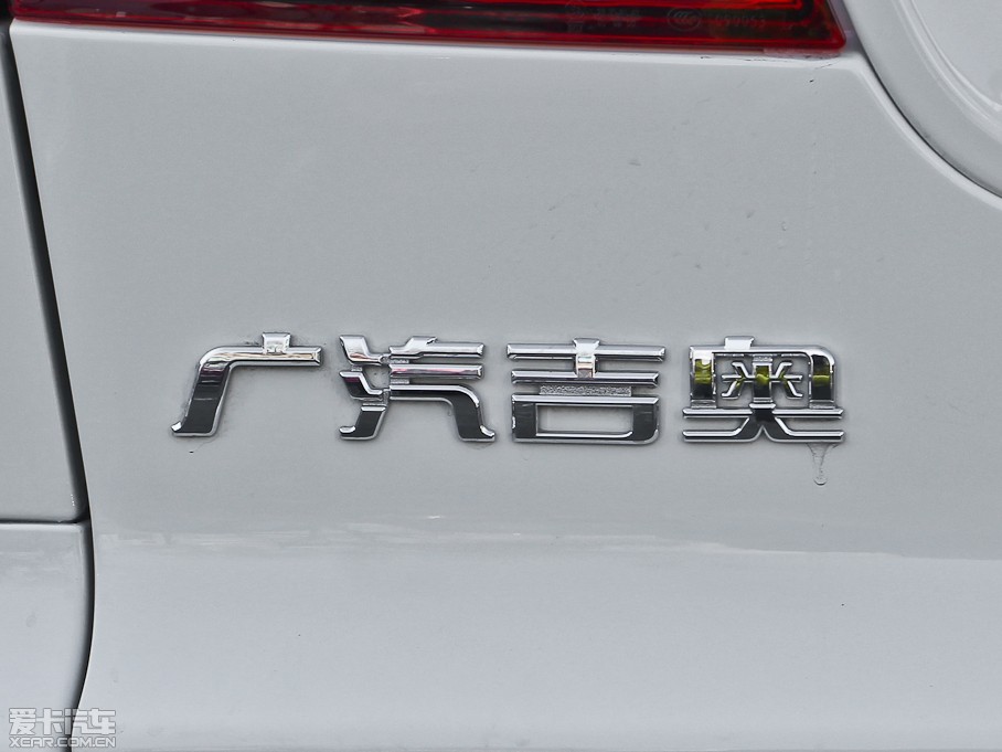 2012?yun)W܎GX5 2.4L Ԅ(dng)(q)촰 