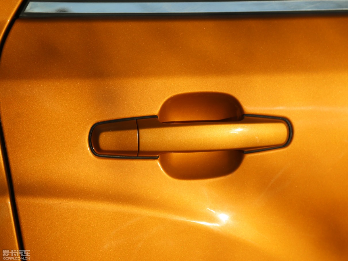 2012?yun)W܎GX5 2.4L Ԅ(dng)(q)촰 