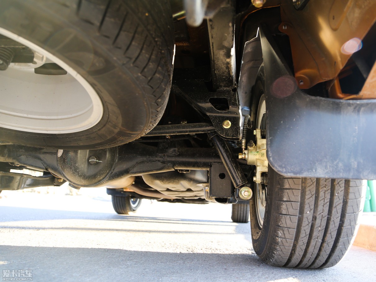 2012?yun)W܎GX5 2.4L Ԅ(dng)(q)촰 