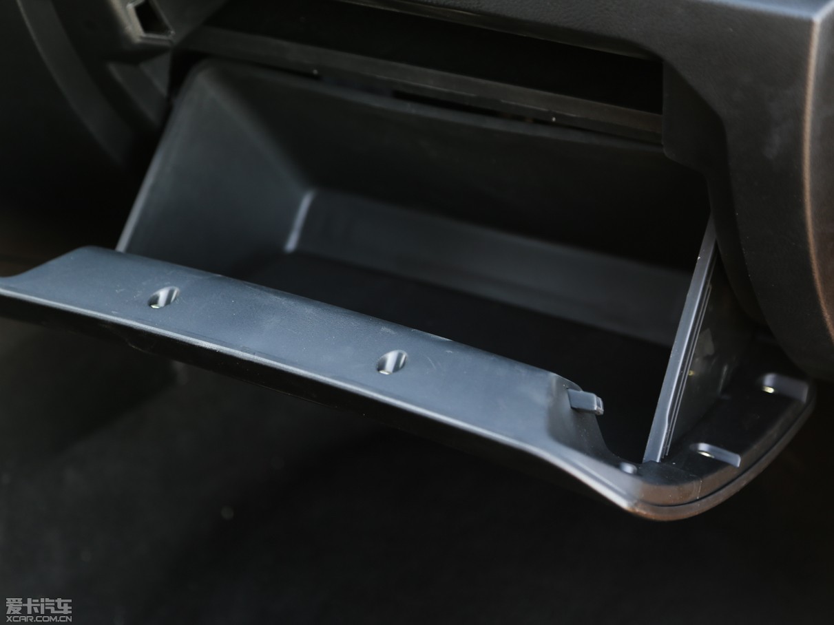 2012?yun)W܎GX5 2.4L Ԅ(dng)(q)촰 