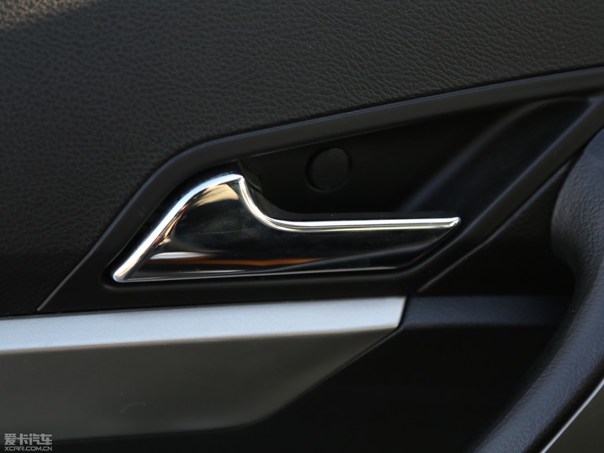 2012?yun)W܎GX5 2.4L Ԅ(dng)(q)촰 