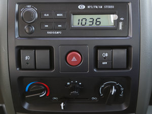 2012款1.0L 豪华版 中控区