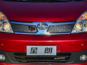 2013款1.5L 七座至尊版 中网