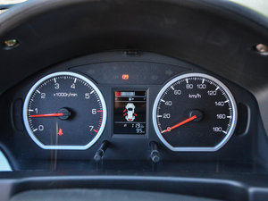 2013款1.5L 七座至尊版 仪表