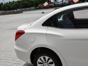2014款1.6L 手动豪华版 细节外观