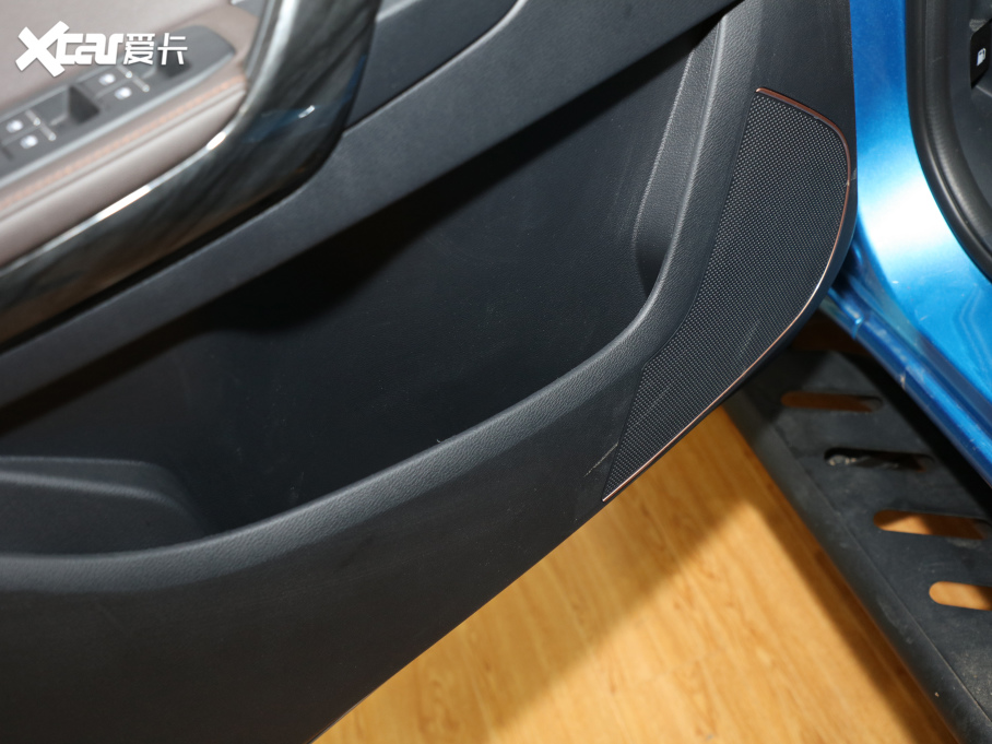 2021I(lng) ð 2.5T A(q)p 