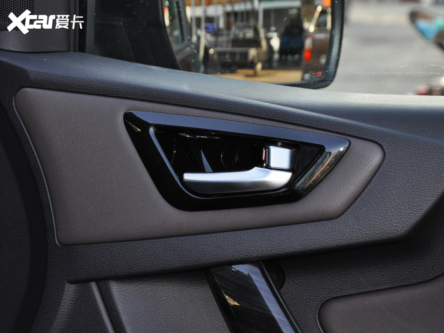 2021I(lng) ð 2.5T A̓(q)p 