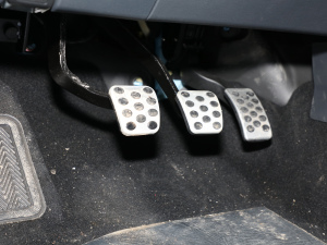 2021ð 2.5T A(q)p  g