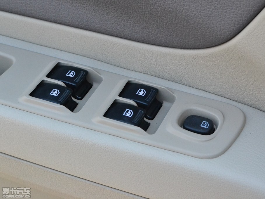 2009o(w)V5 2.4L ̓(q)A