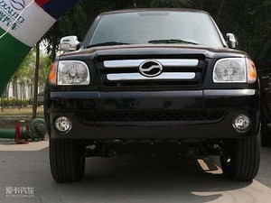 2010款2.4L 两驱汽油版 整体外观