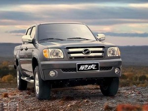 2010款2.5T 四驱柴油版 整体外观