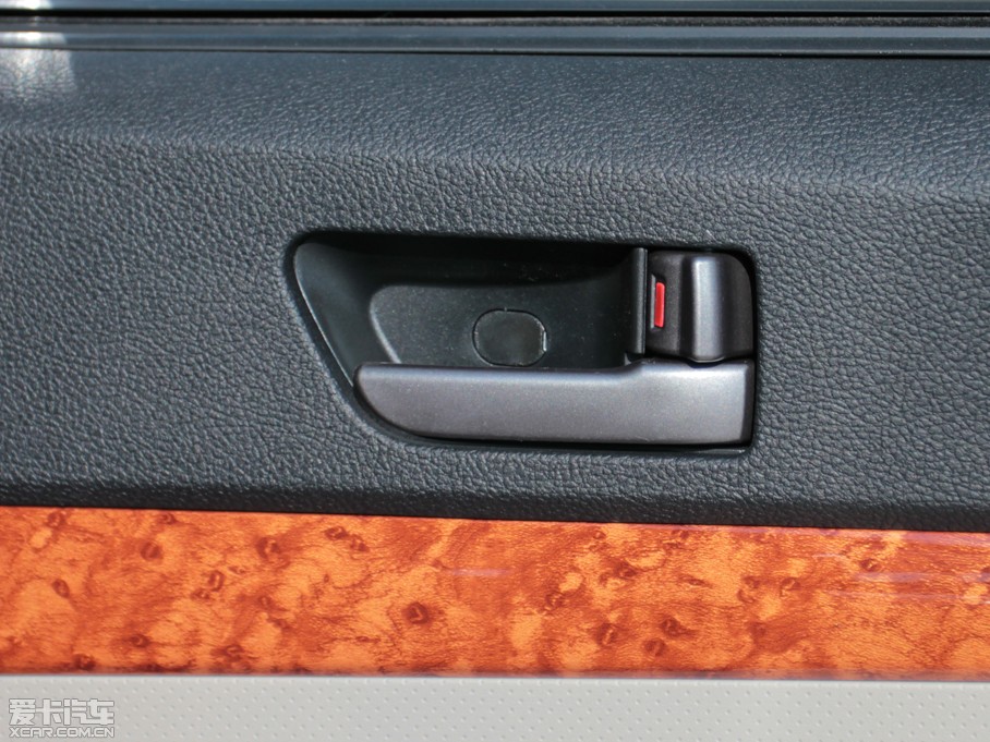 2013 2.5T ̓(q)A͹܉