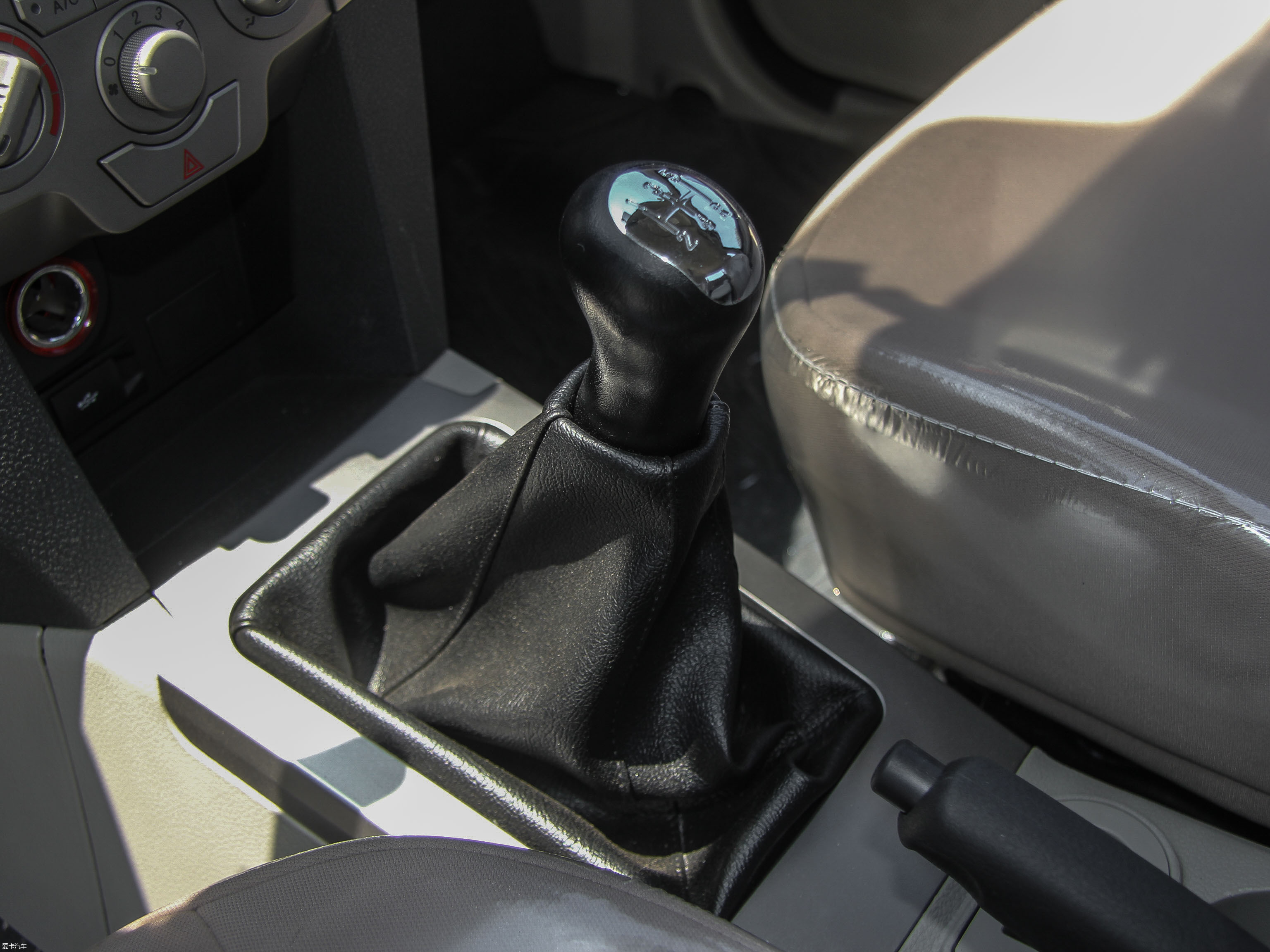 2013������G3 2.8T ���(q��)���Ͱ����S